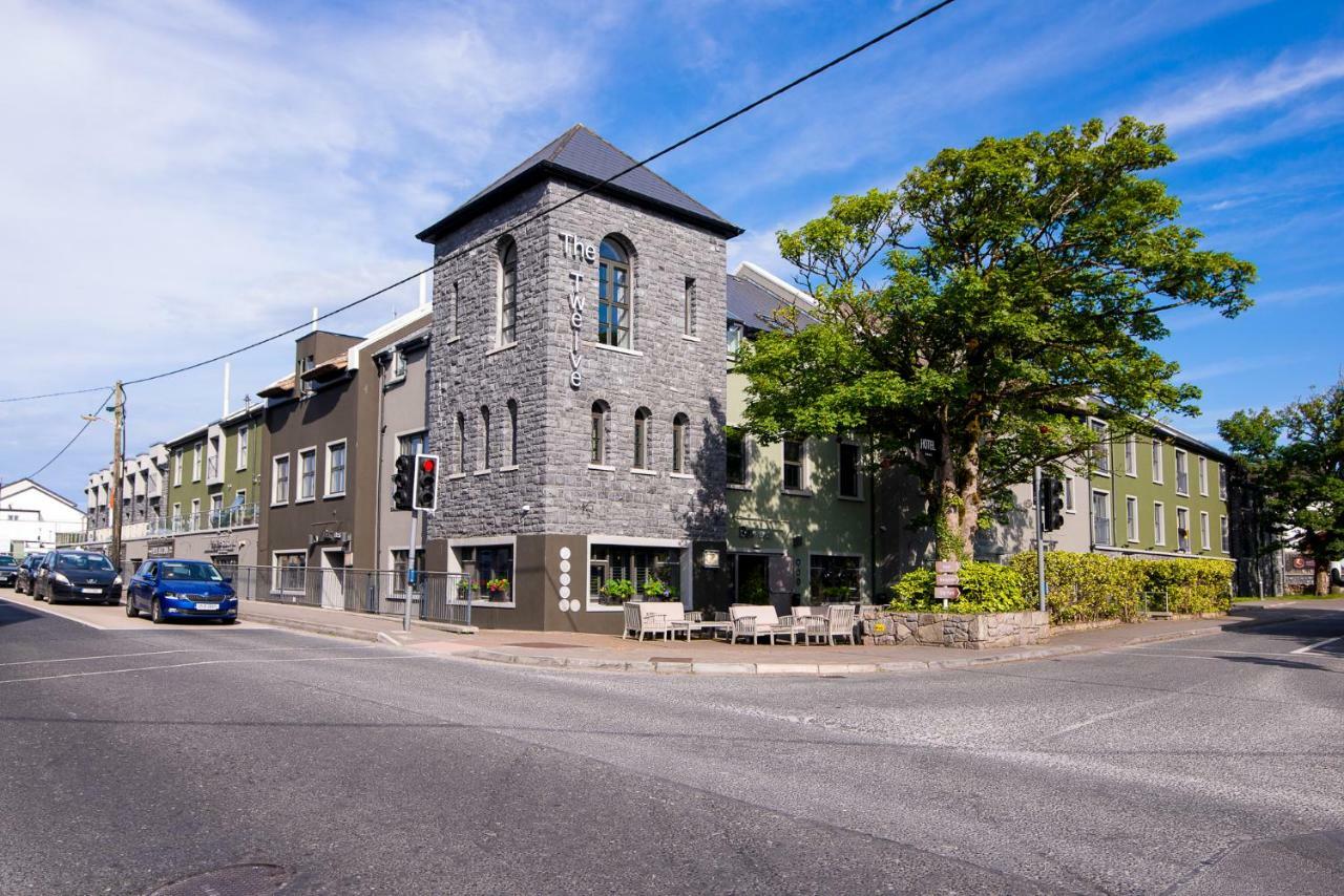 The Twelve Hotel Barna  Exterior photo
